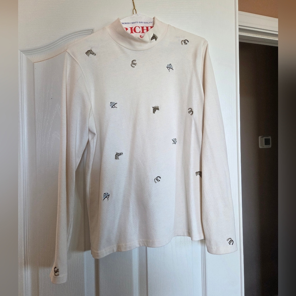 Cream Long Sleeve Top with Embroidered Horse Theme  Details